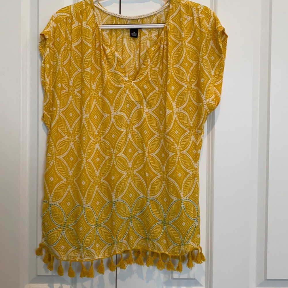 New Directions Tasseled Yellow Blouse - M